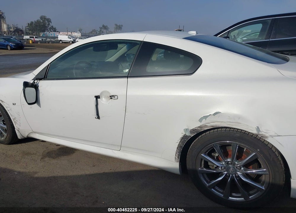 2014 INFINITI Q60 JOURNEY VIN: JN1CV6EK3EM111219