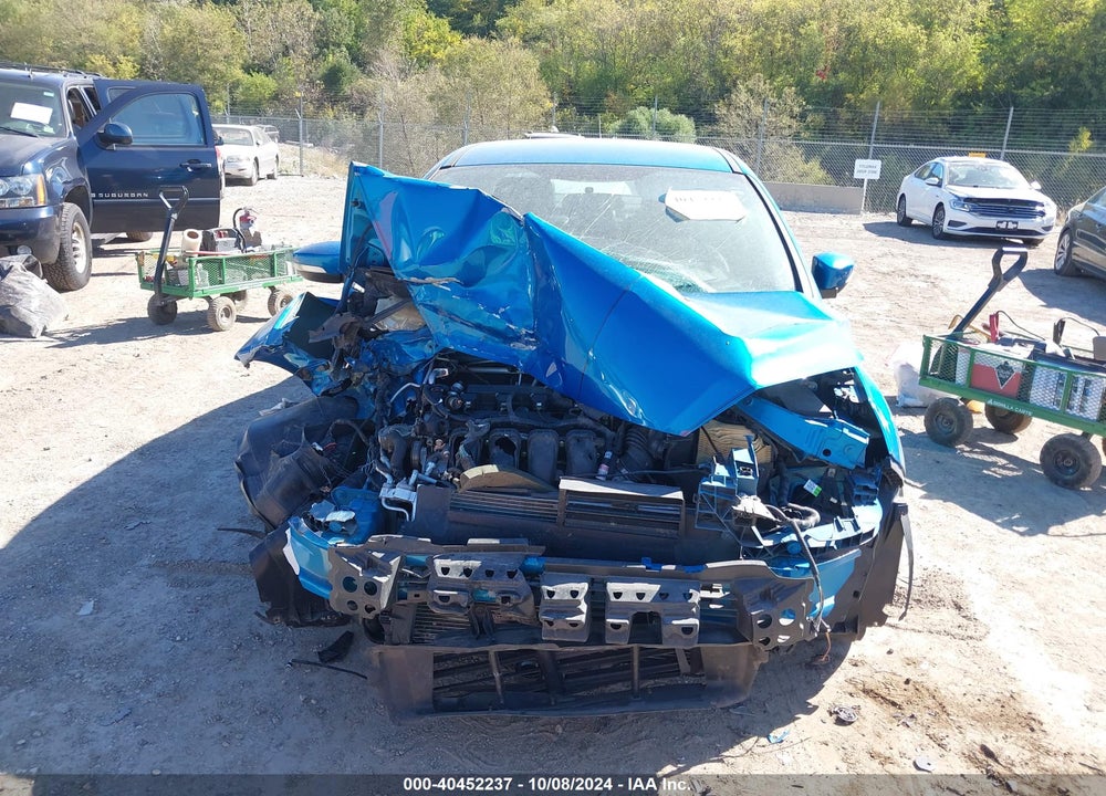 2016 FORD FOCUS SE VIN: 1FADP3F21GL250966