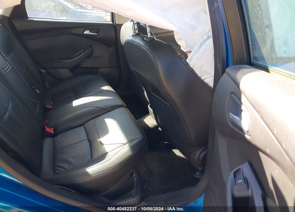 2016 FORD FOCUS SE VIN: 1FADP3F21GL250966