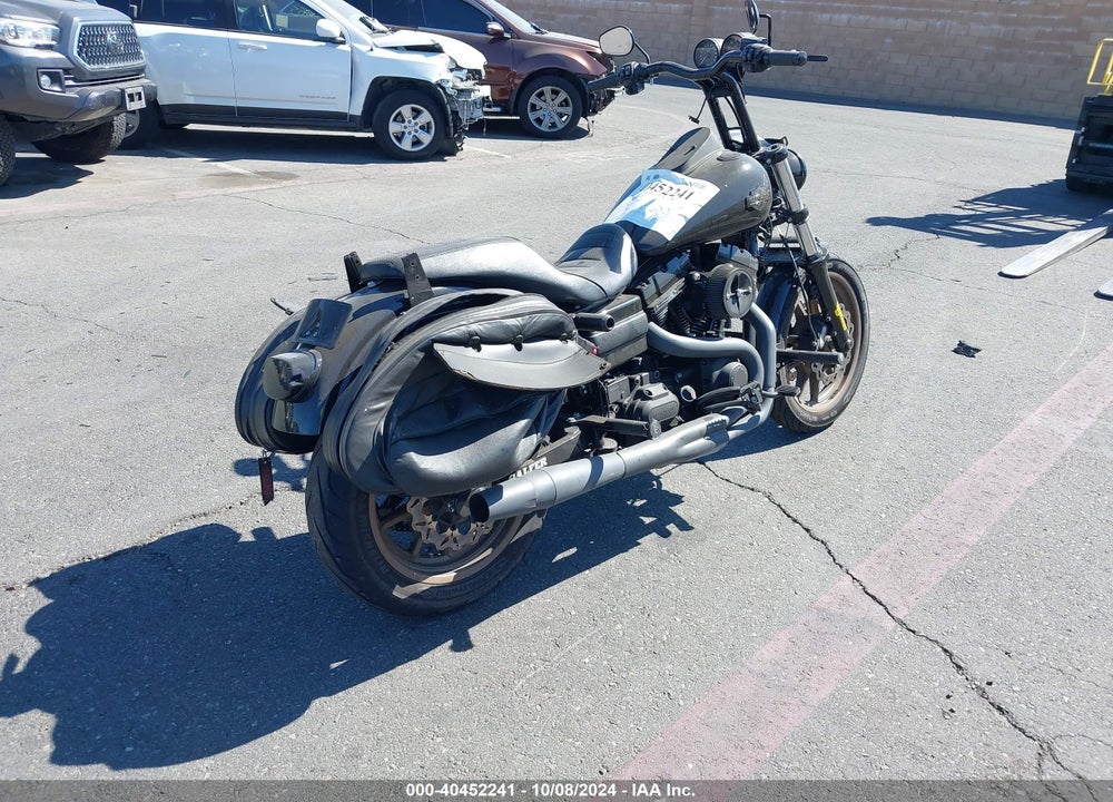 2016 HARLEY-DAVIDSON FXDLS VIN: 1HD1GS826GC323400