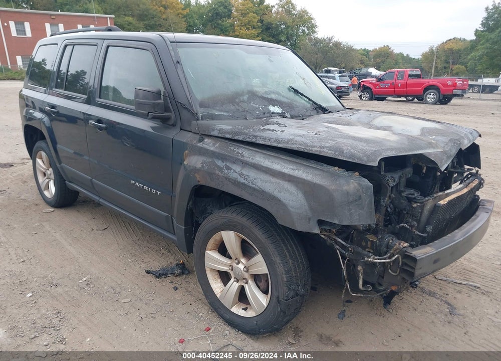2014 JEEP PATRIOT LATITUDE VIN: 1C4NJRFB1ED641481