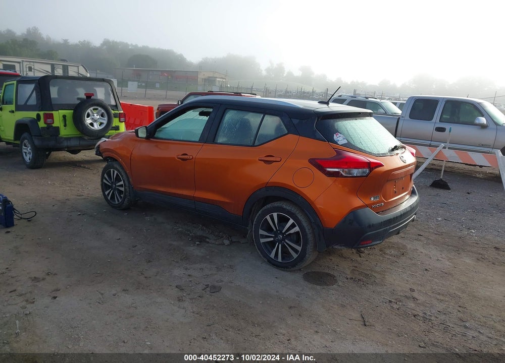 2019 NISSAN KICKS SV VIN: 3N1CP5CU8KL521299