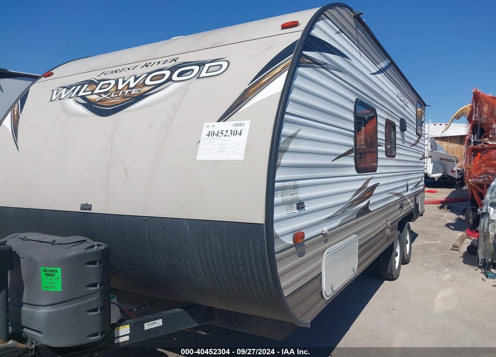 2018 FOREST WILDWOOD VIN: 4X4TWDV22J7361097