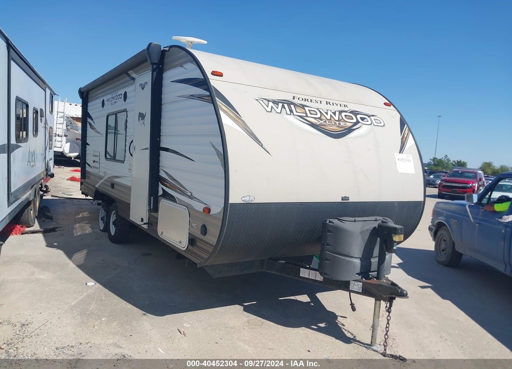 2018 FOREST WILDWOOD VIN: 4X4TWDV22J7361097