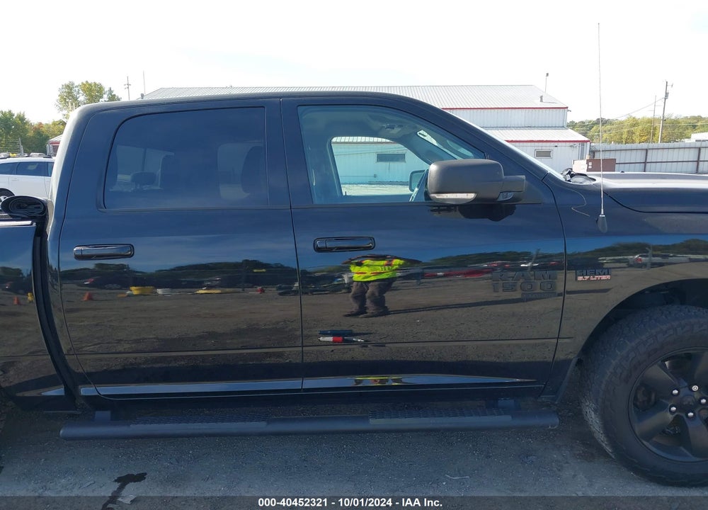 2019 RAM 1500 CLASSIC BIG HORN 4X4 5'7 BOX VIN: 1C6RR7LT8KS641617