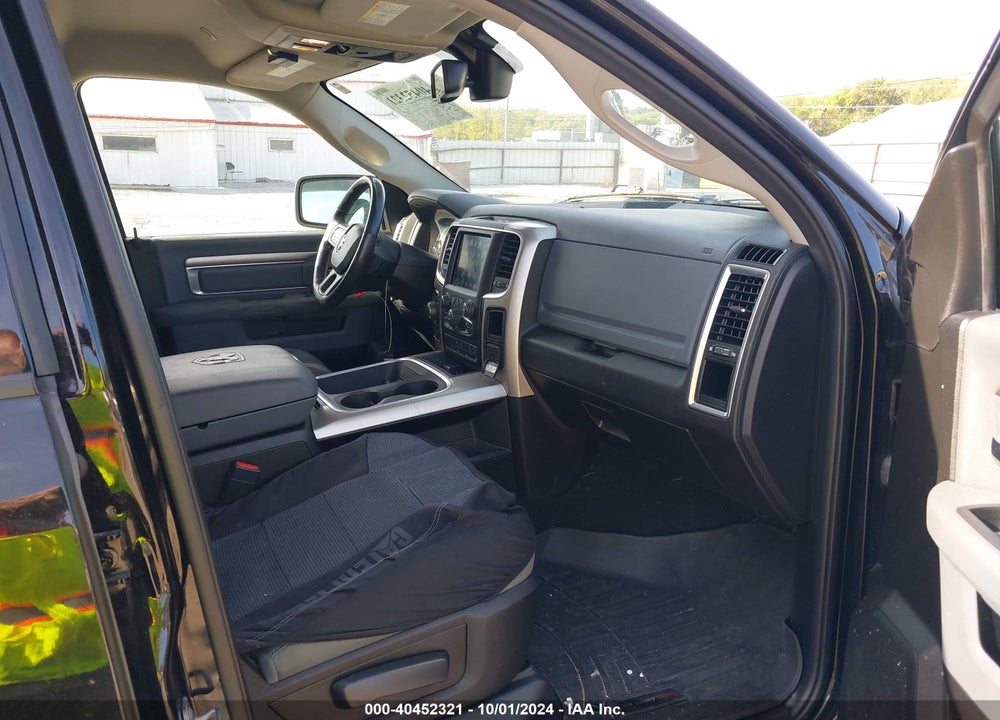 2019 RAM 1500 CLASSIC BIG HORN 4X4 5'7 BOX VIN: 1C6RR7LT8KS641617