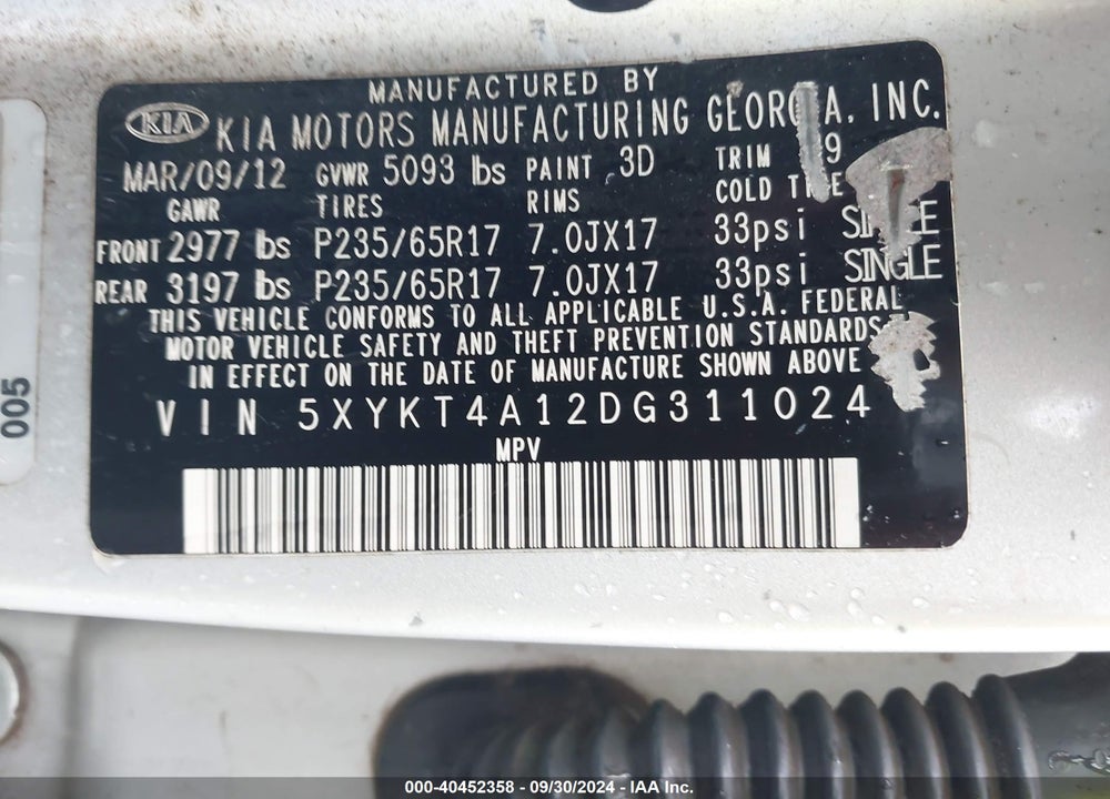 2013 KIA SORENTO LX VIN: 5XYKT4A12DG311024