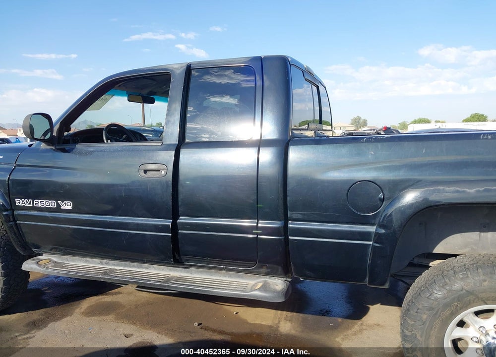 2000 DODGE RAM 2500 ST VIN: 1B7KF23W1YJ149669