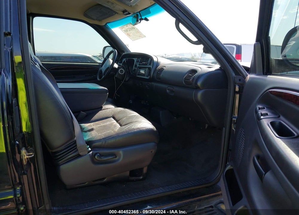 2000 DODGE RAM 2500 ST VIN: 1B7KF23W1YJ149669
