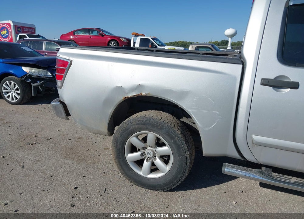 2011 NISSAN TITAN SV VIN: 1N6AA0EC8BN302546