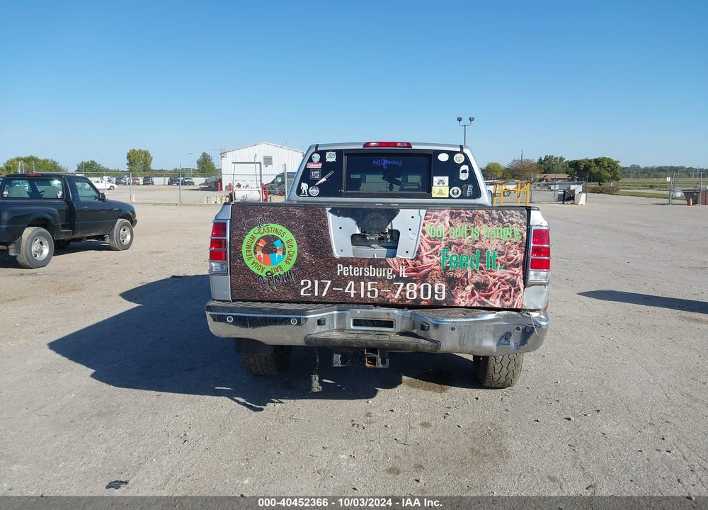 2011 NISSAN TITAN SV VIN: 1N6AA0EC8BN302546