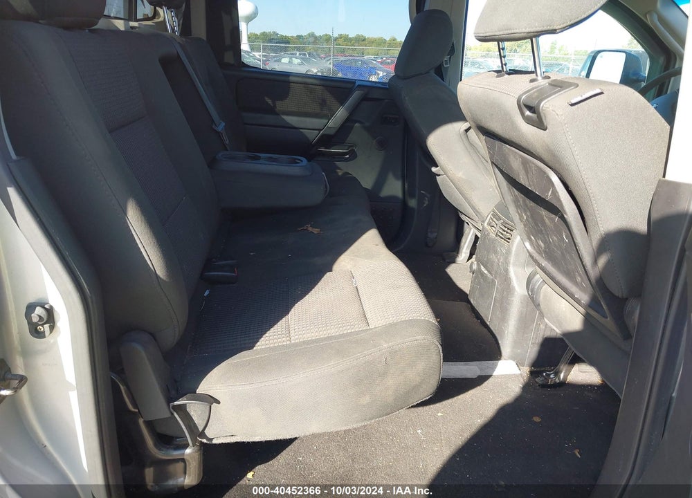 2011 NISSAN TITAN SV VIN: 1N6AA0EC8BN302546