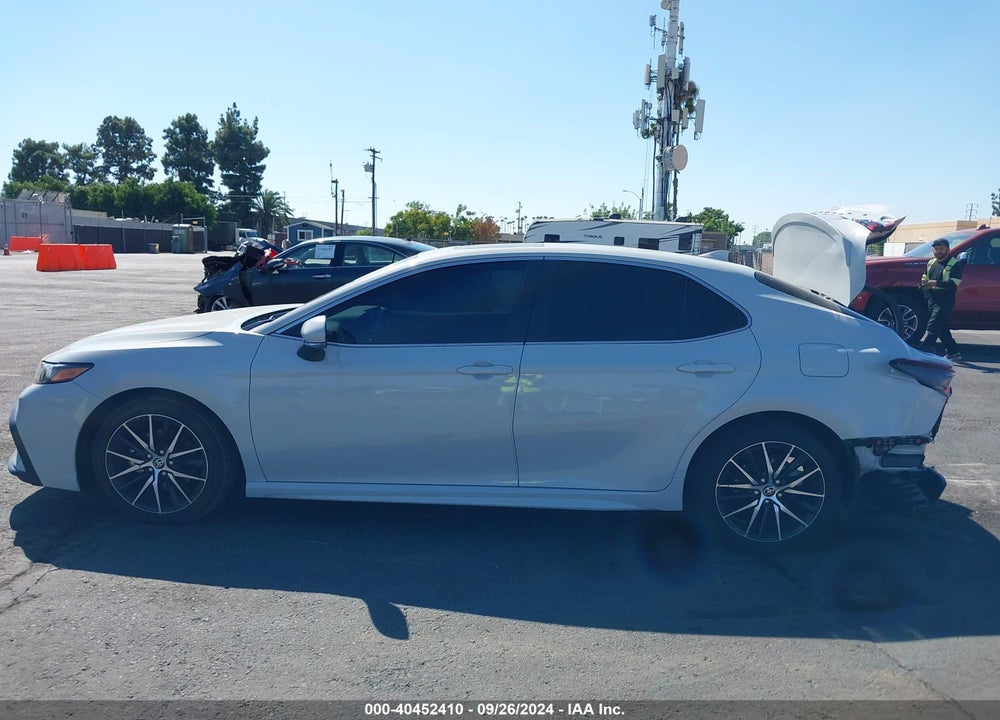 2024 TOYOTA CAMRY SE VIN: 4T1G11AK8RU227553