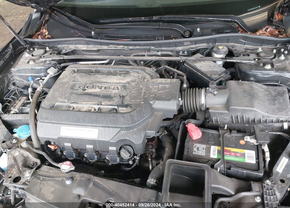 2015 HONDA ACCORD EX-L V-6 VIN: 1HGCT2B86FA001130