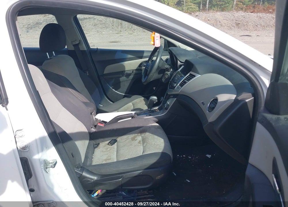 2016 CHEVROLET CRUZE LIMITED LS AUTO VIN: 1G1PC5SG6G7162559