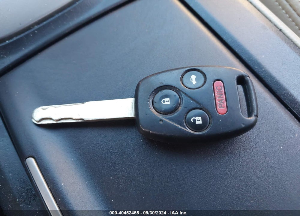2008 HONDA ACCORD 3.5 EX-L VIN: 1HGCP36838A004588