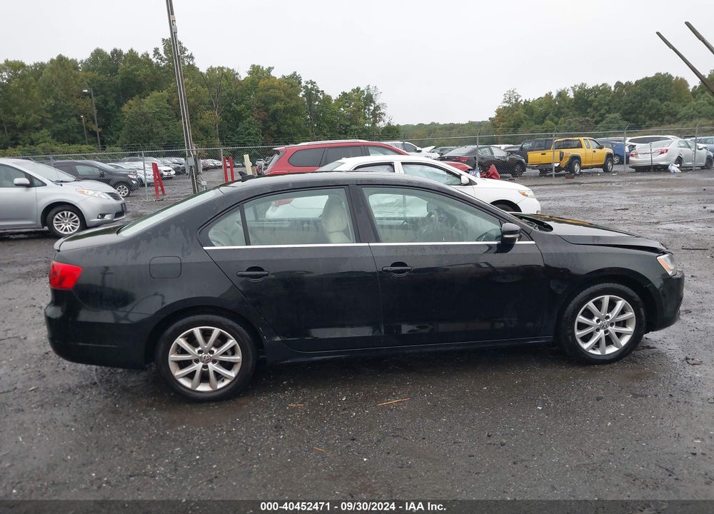 2014 VOLKSWAGEN JETTA 1.8T SE VIN: 3VWD17AJ8EM202617