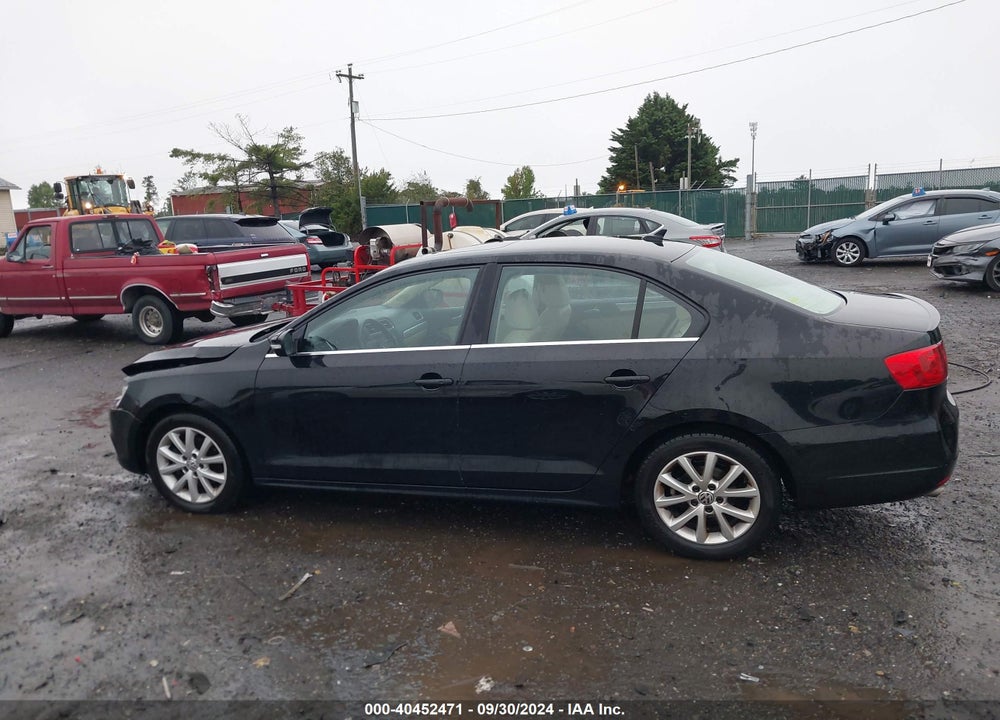 2014 VOLKSWAGEN JETTA 1.8T SE VIN: 3VWD17AJ8EM202617