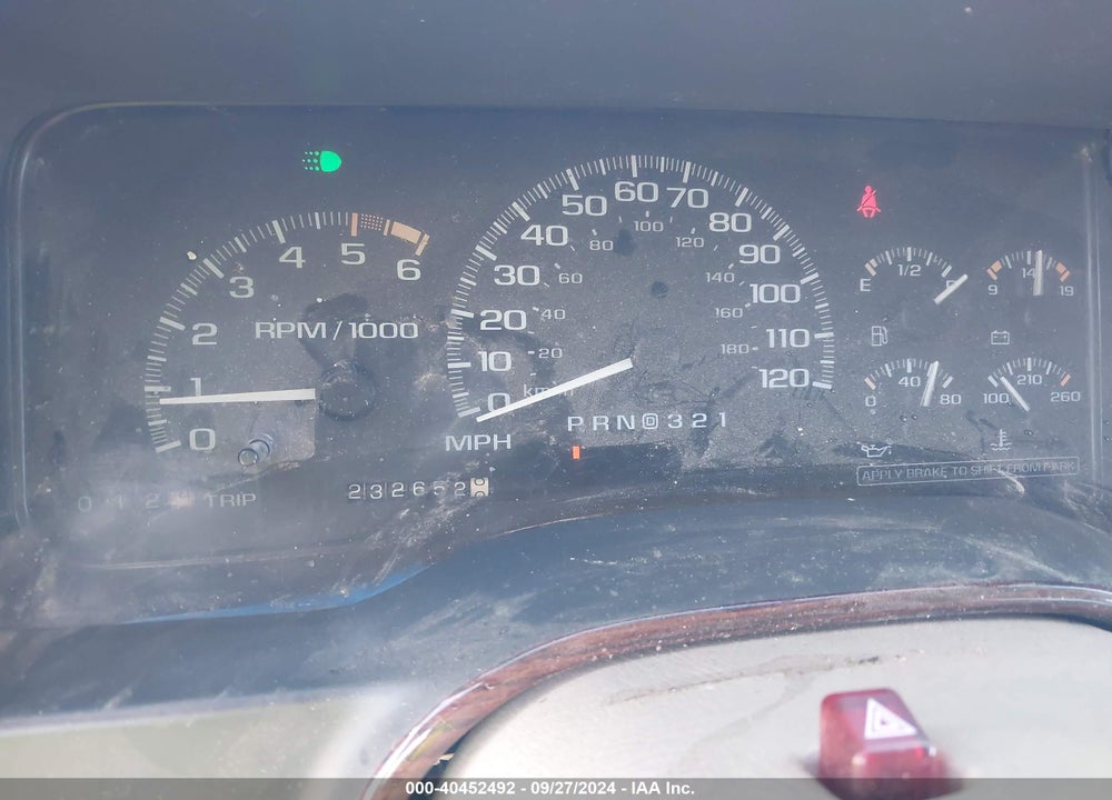 2000 CADILLAC ESCALADE STANDARD VIN: 1GYEK63R4YR179464