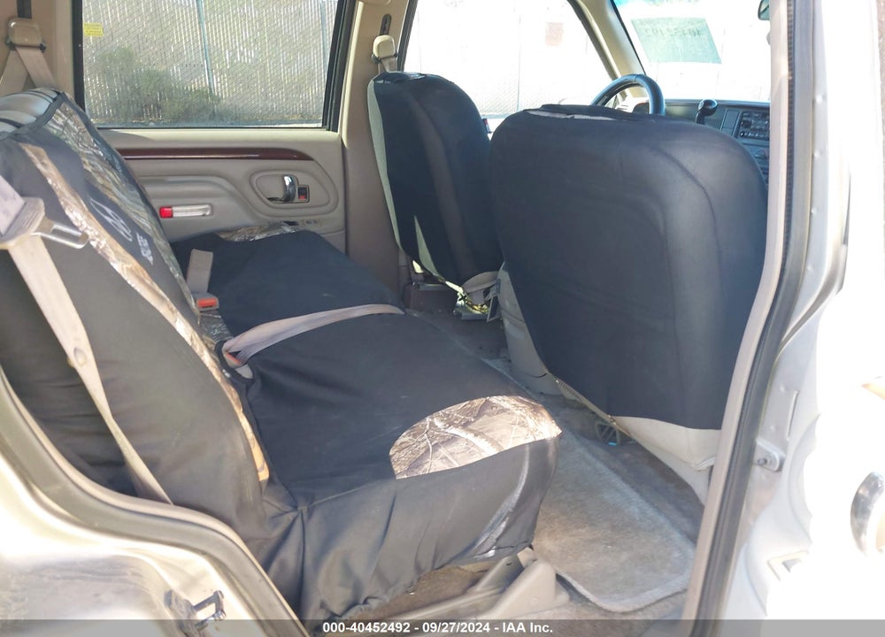 2000 CADILLAC ESCALADE STANDARD VIN: 1GYEK63R4YR179464