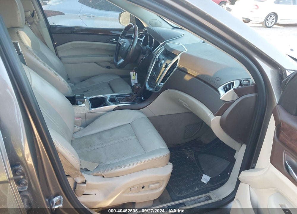 2011 CADILLAC SRX LUXURY COLLECTION VIN: 3GYFNAEY0BS579965