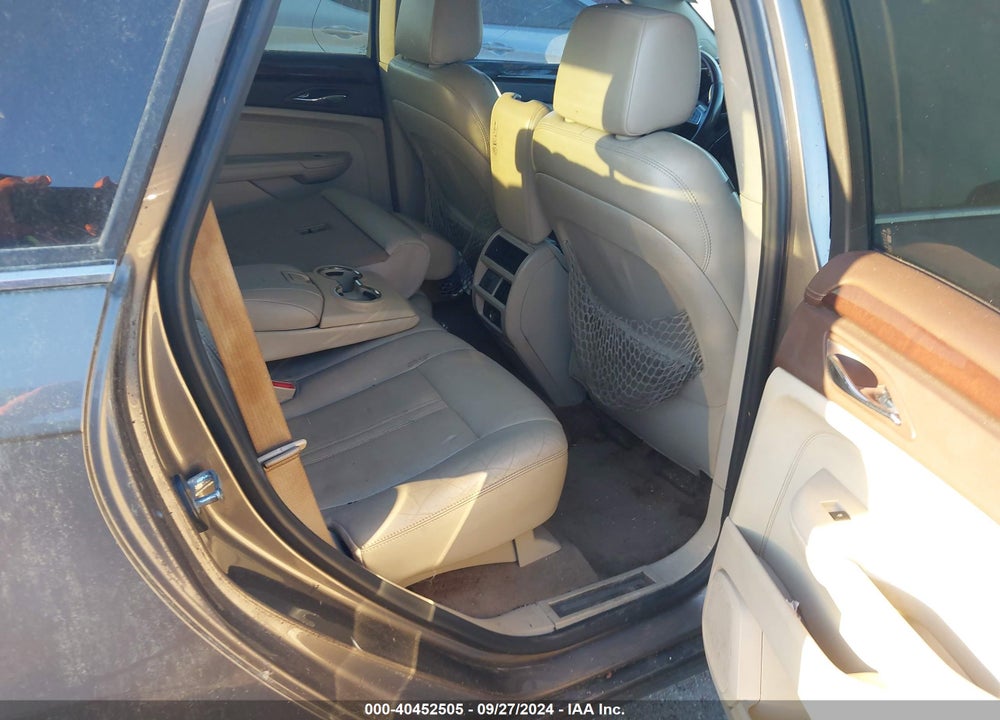 2011 CADILLAC SRX LUXURY COLLECTION VIN: 3GYFNAEY0BS579965
