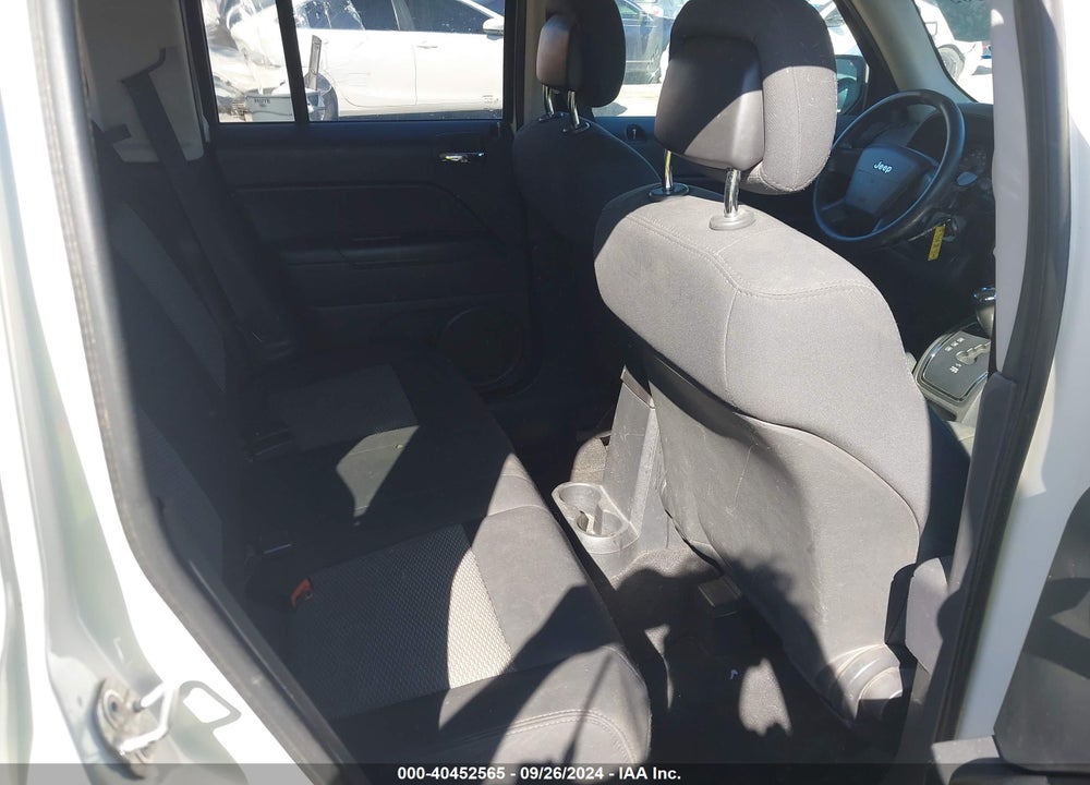 2010 JEEP PATRIOT SPORT VIN: 1J4NT2GB5AD558141