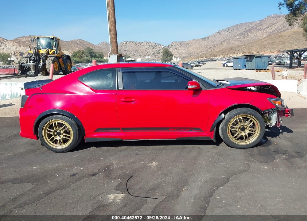 2016 SCION TC VIN: JTKJF5C71GJ015709