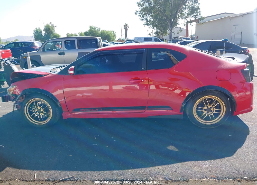 2016 SCION TC VIN: JTKJF5C71GJ015709