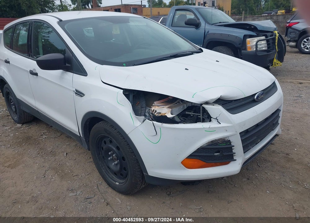 2014 FORD ESCAPE S VIN: 1FMCU0F79EUE01712