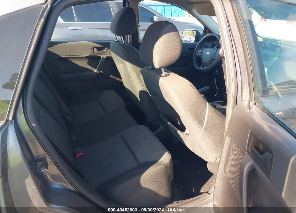 2009 FORD FOCUS SE VIN: 1FAHP35N99W125907