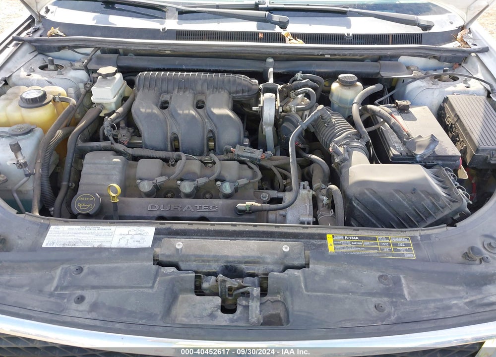 2005 FORD FIVE HUNDRED SE VIN: 1FAFP23135G102404