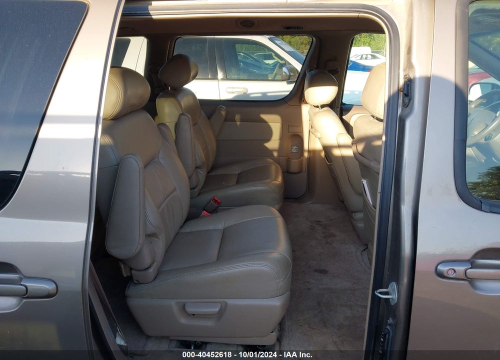 1998 TOYOTA SIENNA LE/XLE VIN: 4T3ZF13C7WU025015