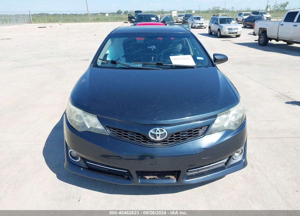 2014 TOYOTA CAMRY SE VIN: 4T1BF1FK1EU867540