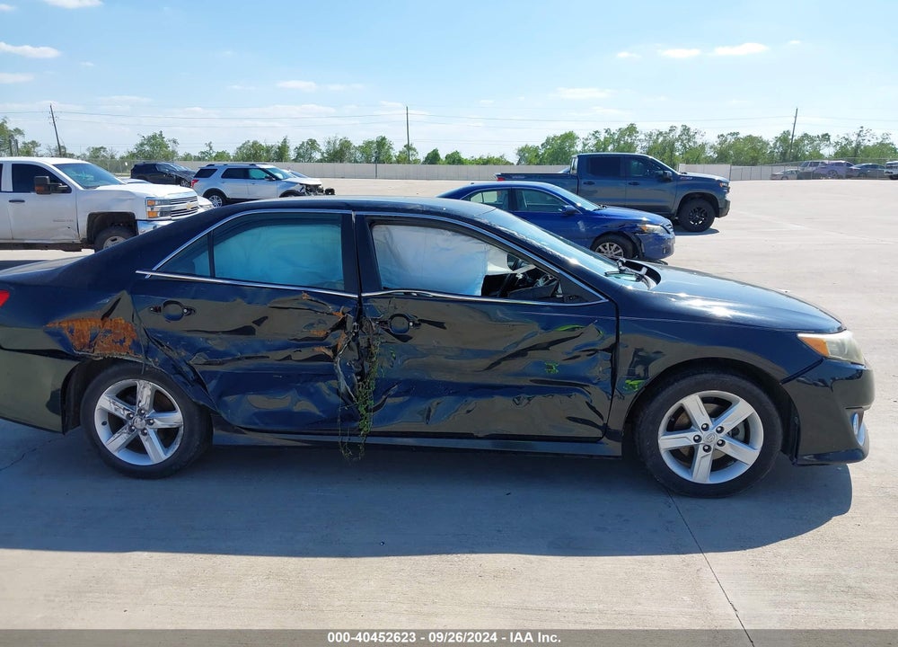 2014 TOYOTA CAMRY SE VIN: 4T1BF1FK1EU867540