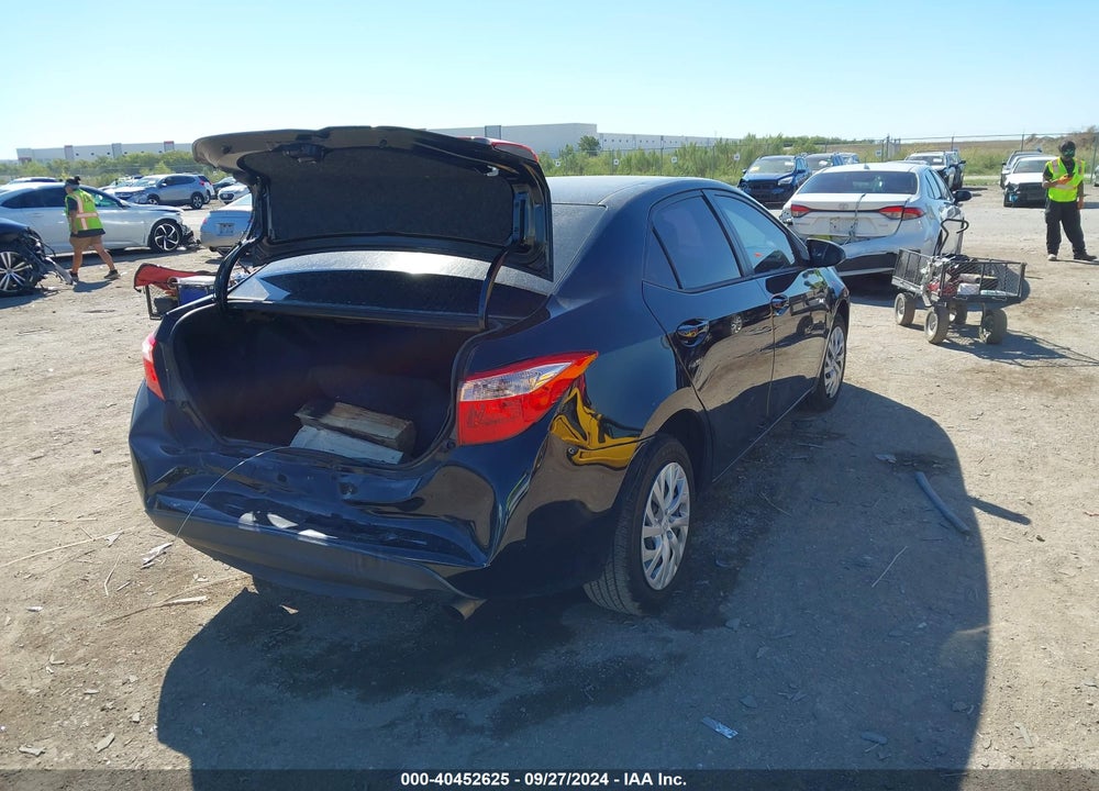 2017 TOYOTA COROLLA LE VIN: 5YFBURHE7HP682880