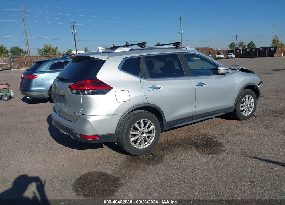 2017 NISSAN ROGUE SV VIN: JN8AT2MT7HW391933