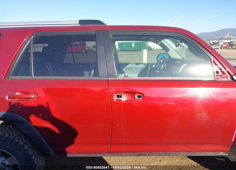 2011 TOYOTA 4RUNNER SR5 V6 VIN: JTEBU5JR4B5033639