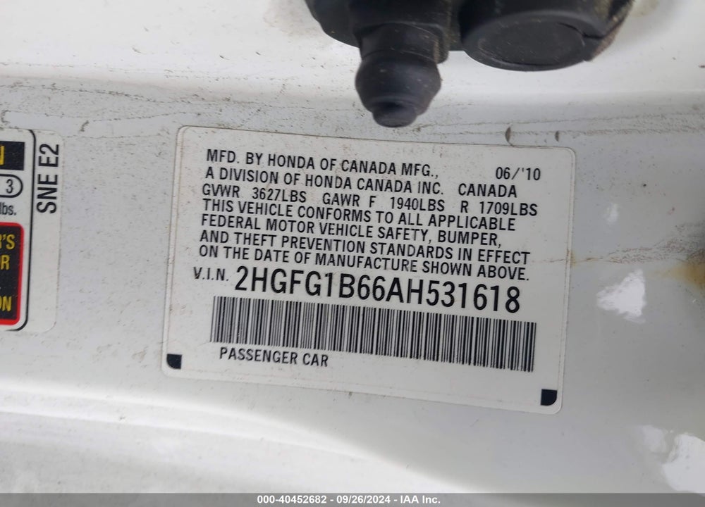 2010 HONDA CIVIC LX VIN: 2HGFG1B66AH531618