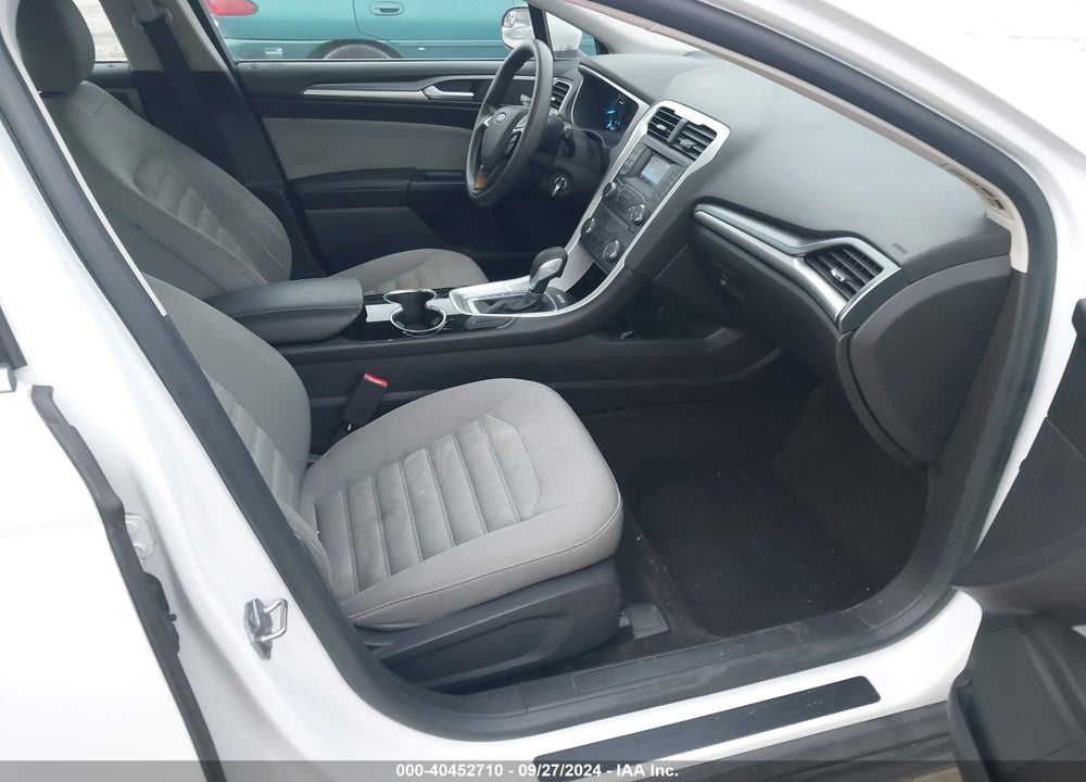 2015 FORD FUSION S VIN: 3FA6P0G72FR189547