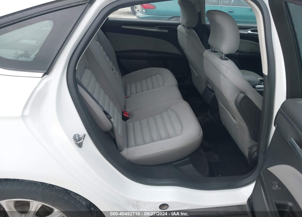 2015 FORD FUSION S VIN: 3FA6P0G72FR189547
