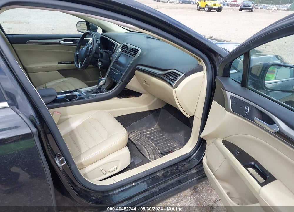 2013 FORD FUSION SE VIN: 3FA6P0HR4DR198179