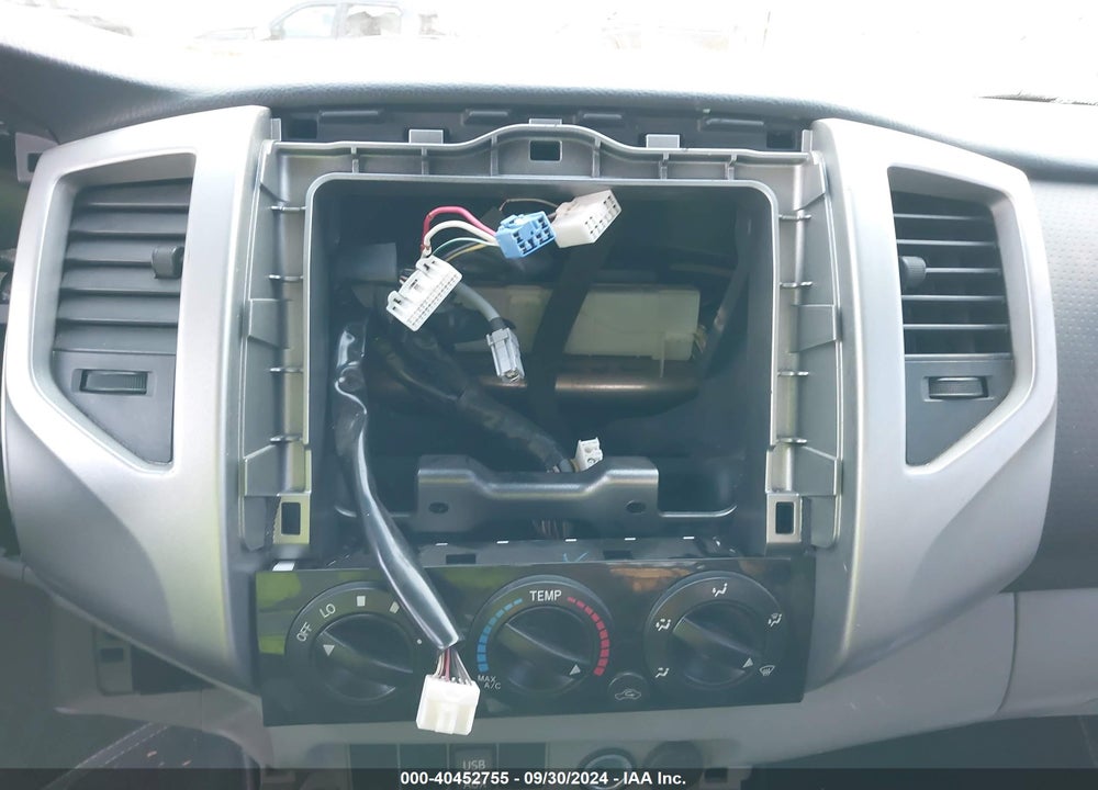2013 TOYOTA TACOMA PRERUNNER V6 VIN: 3TMJU4GNXDM142165