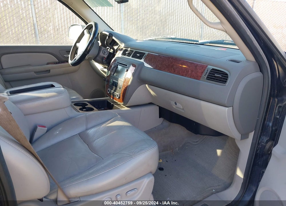 2007 CHEVROLET SUBURBAN 1500 LTZ VIN: 1GNFK16337J236343