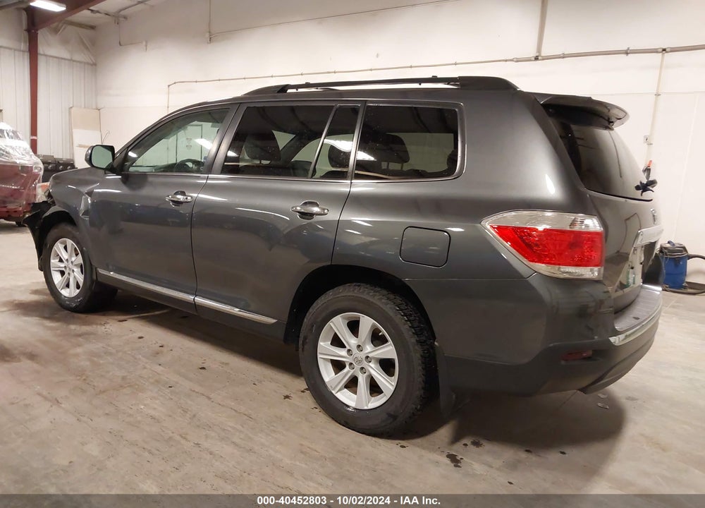 2013 TOYOTA HIGHLANDER SE V6 VIN: 5TDBK3EH9DS266882