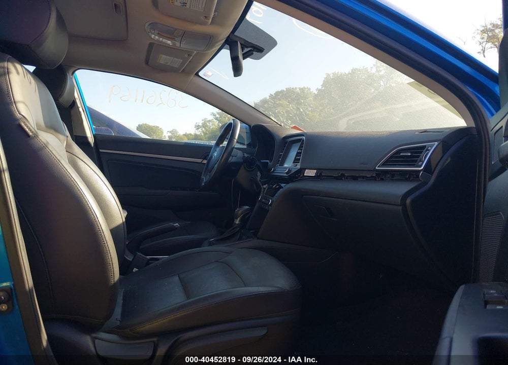 2017 HYUNDAI ELANTRA LIMITED VIN: KMHD84LF0HU331923