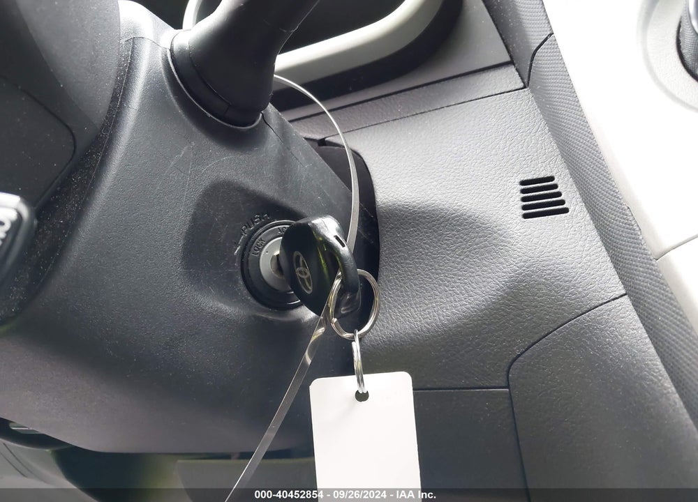 2010 TOYOTA MATRIX VIN: 2T1KU4EE9AC324693