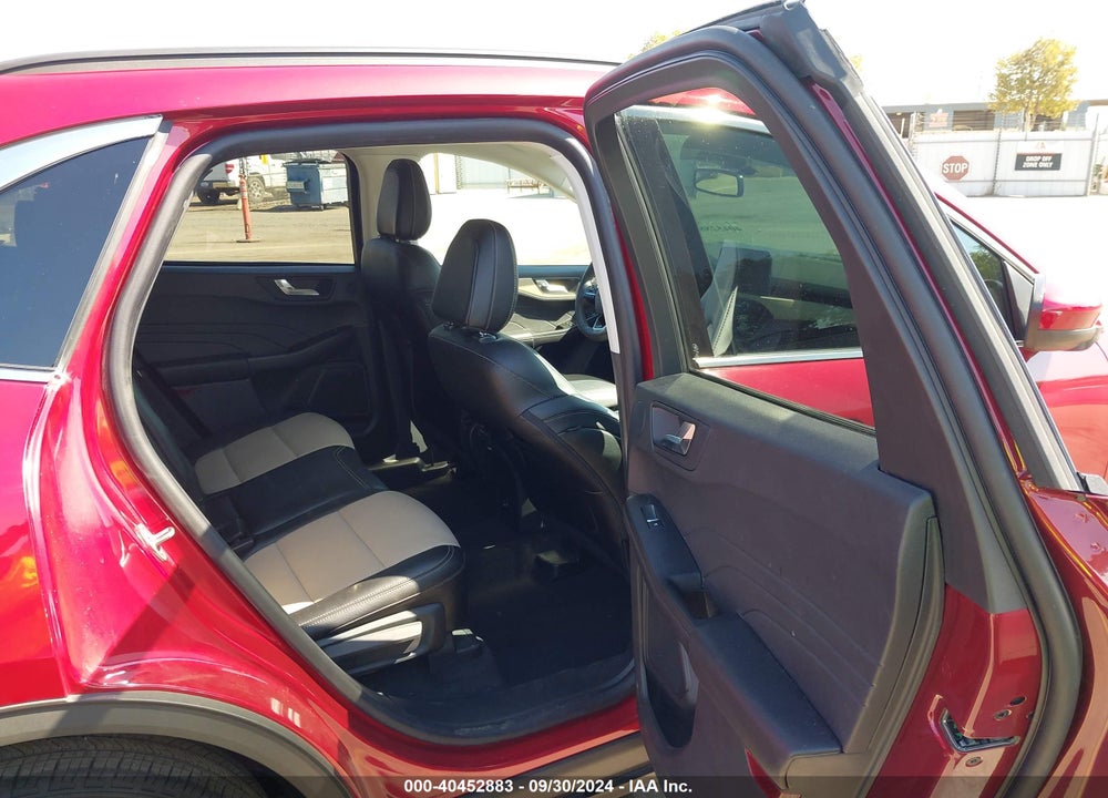 2022 FORD ESCAPE TITANIUM PLUG-IN HYBRID VIN: 1FMCU0LZ2NUA41141
