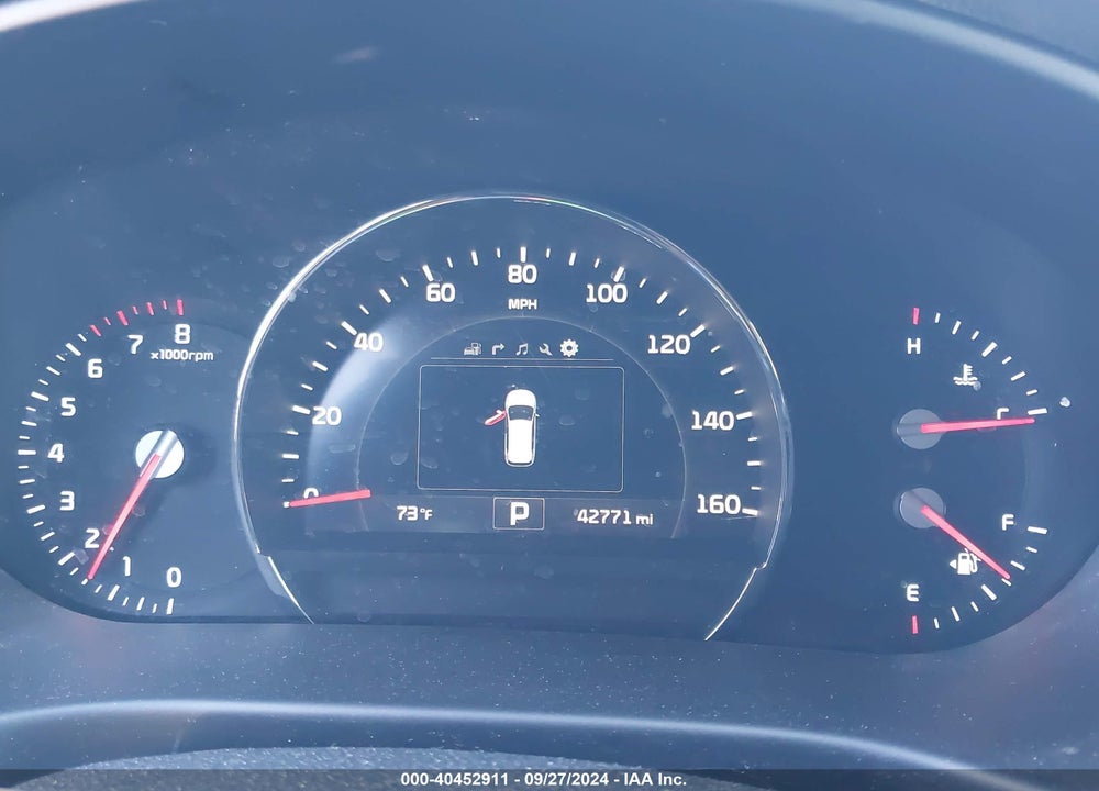 2016 KIA SORENTO 3.3L SX VIN: 5XYPK4A51GG155929