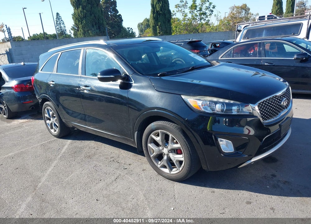 2016 KIA SORENTO 3.3L SX VIN: 5XYPK4A51GG155929